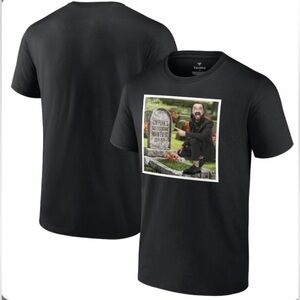 NEW - Drew McIntyre Fanatics Branded Peace Sign Pose T-Shirt - Black. Large.